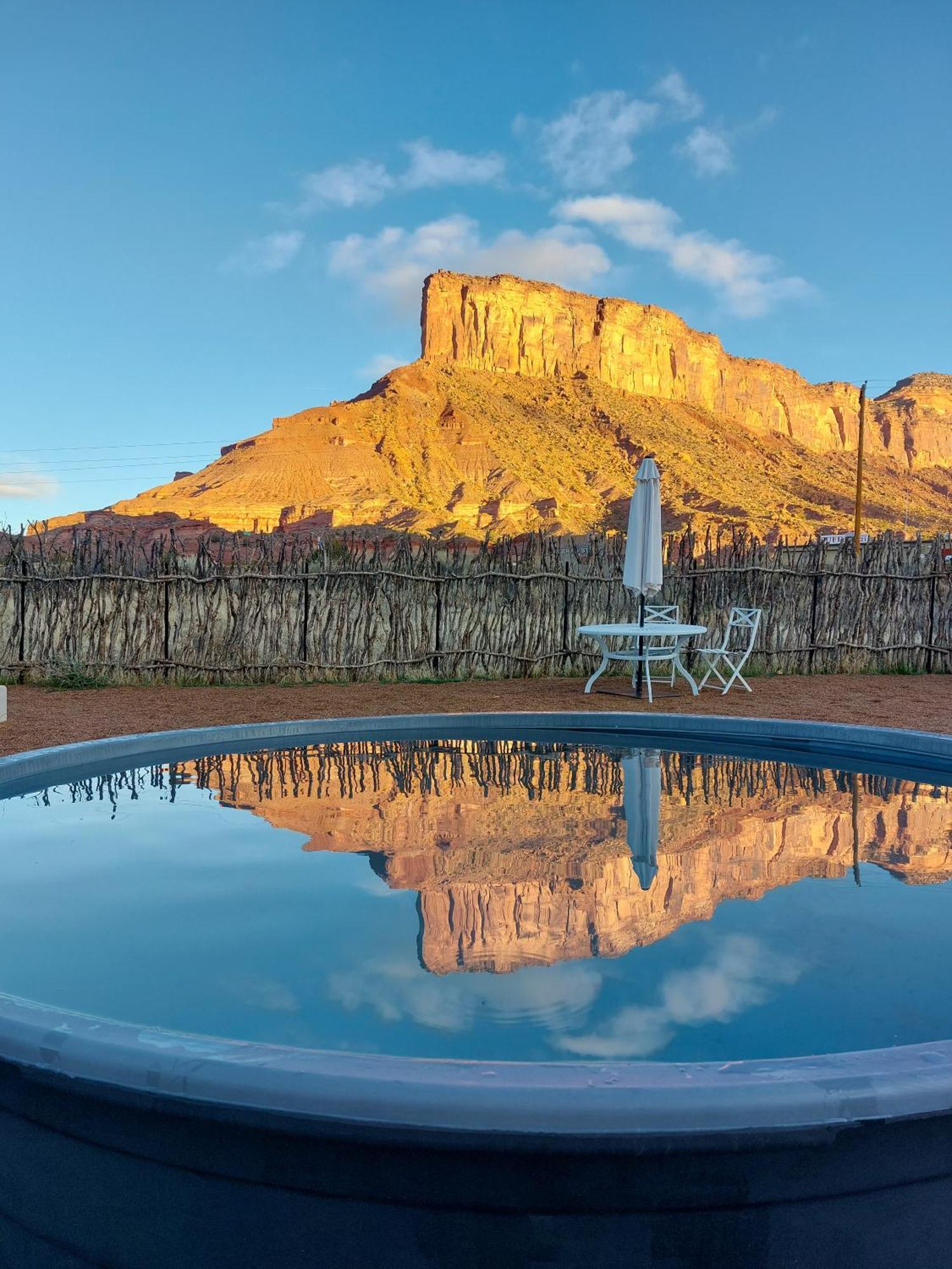 Gateway Glamping Hotell Exteriör bild