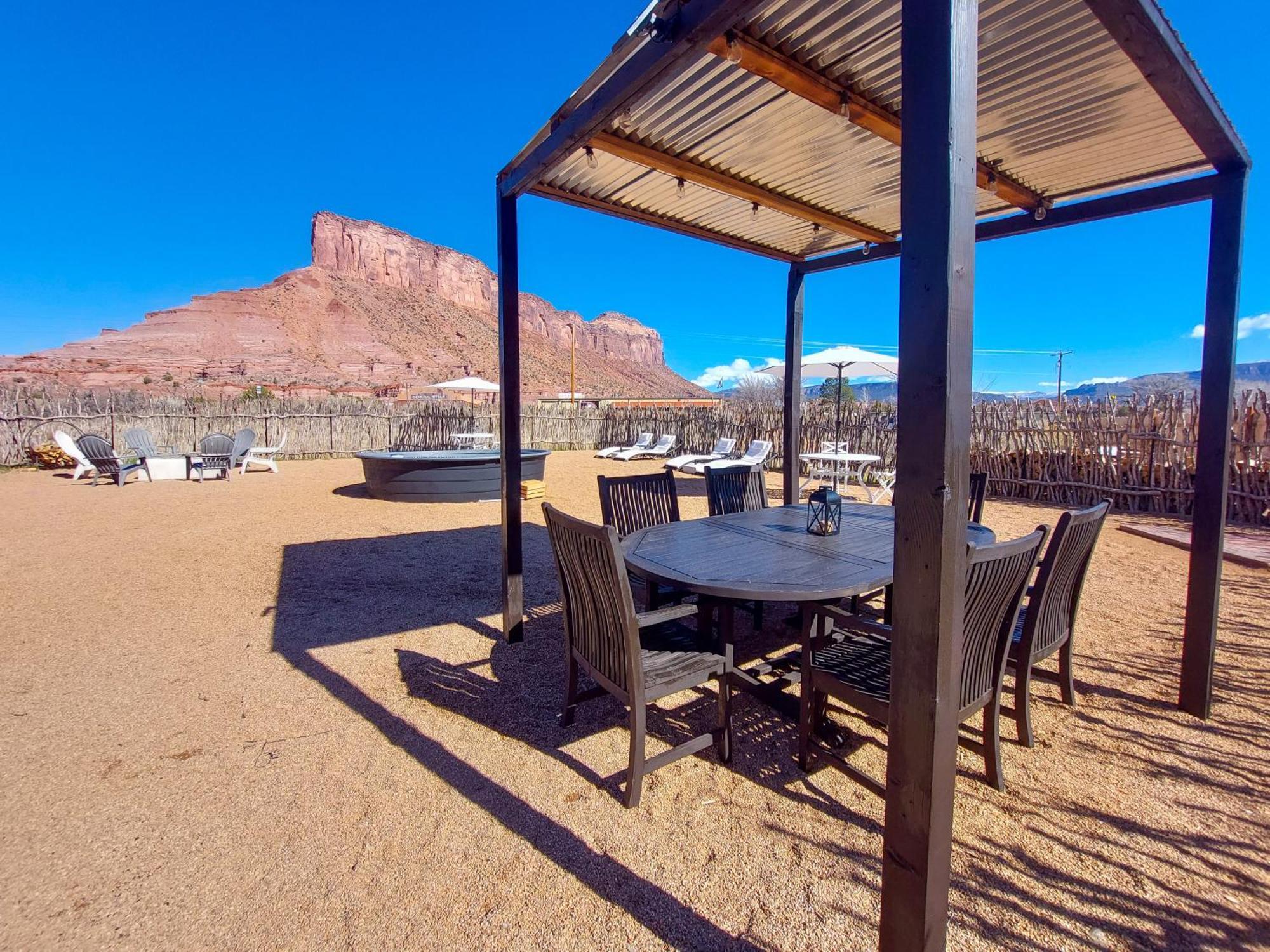 Gateway Glamping Hotell Exteriör bild