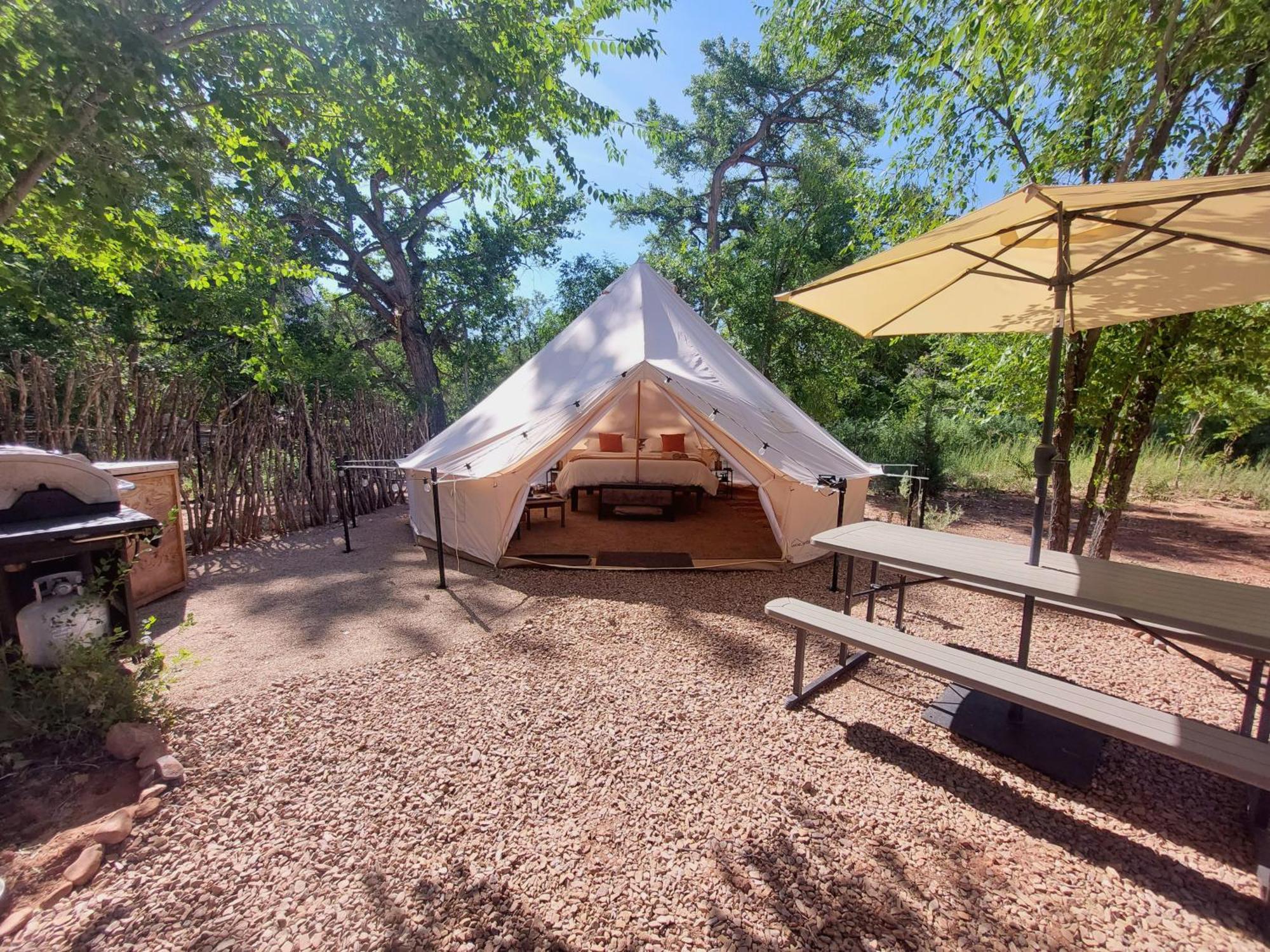Gateway Glamping Hotell Exteriör bild